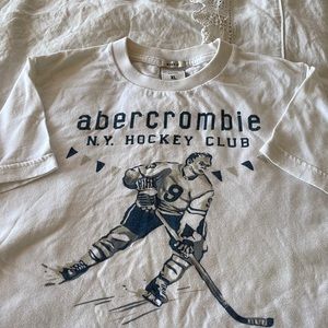 Abercrombie Tshirt